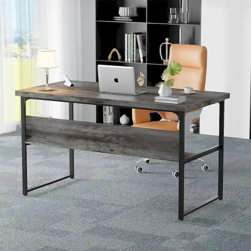 Grand bureau à plateau en bois avec prises de courant, structure métallique, étagère inférieure, noir, gris rustique