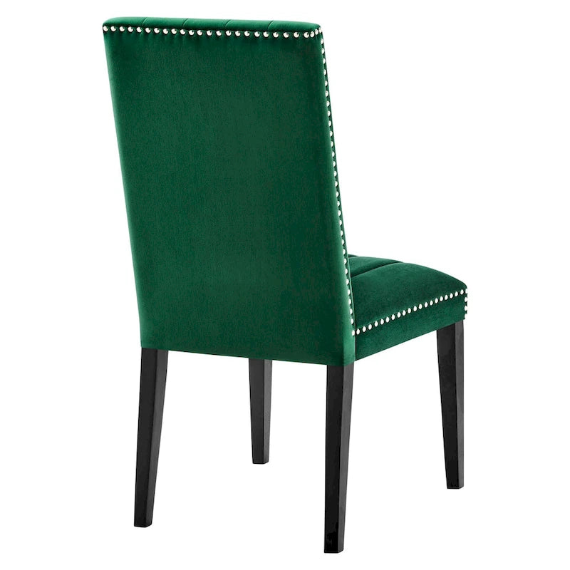 Chaise de salle à manger en velours avec capitonnage à canaux et garniture cloutée