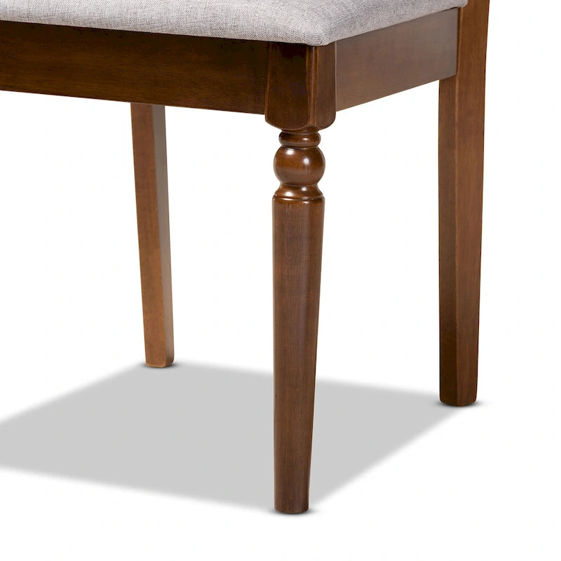 Chaise de salle à manger en bois de chêne rembourrée en tissu gris avec dossier ajouré