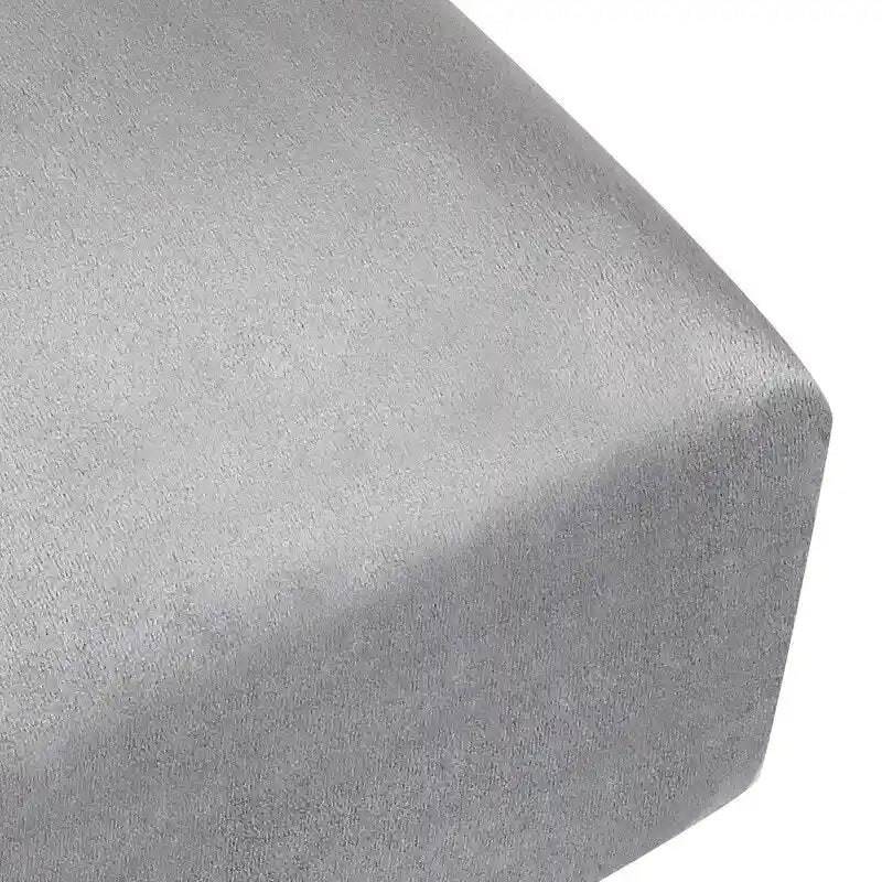Petit pouf rembourré carré avec pieds noirs en tissu gris